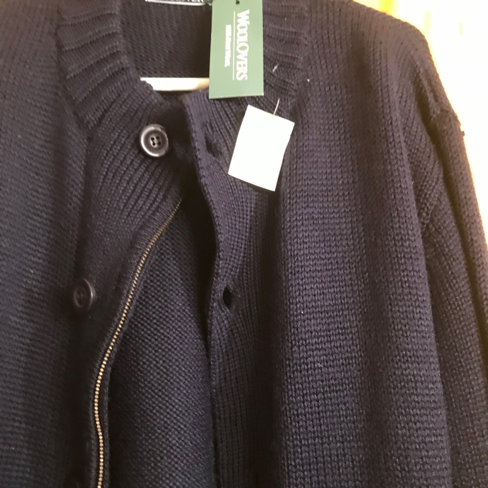 Woolovers authentic 100 % wool brand new cardigan
